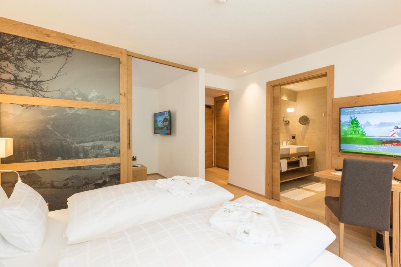 Hotel Royal Und Ferienhaus Annabel Sexten Bagian luar foto